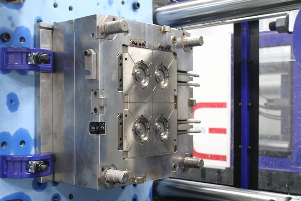 医疗注塑加工：原理、关键要点与优势解析