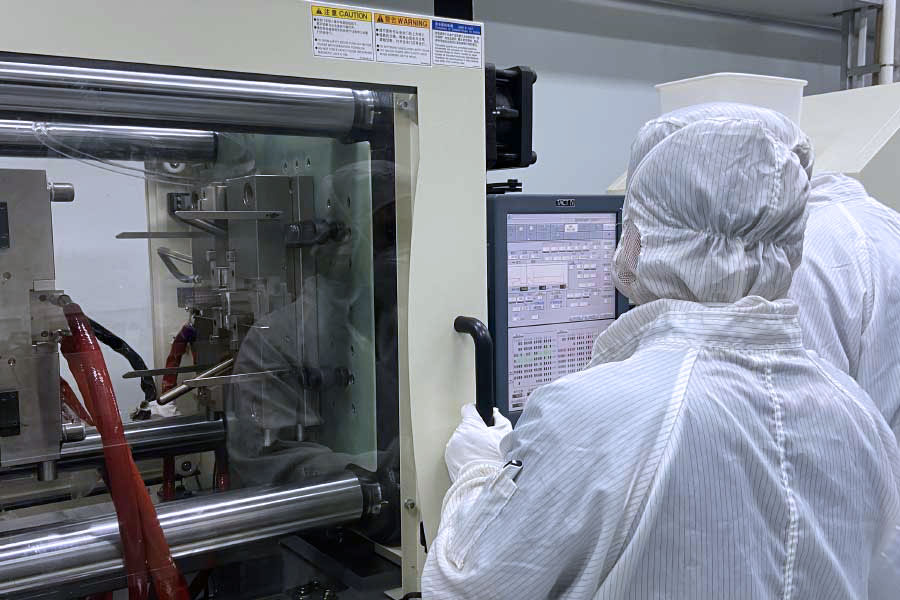 无尘注塑生产
